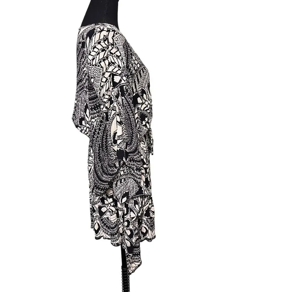 Angie Size M Black/Ivory Beach Cover Up Tie Draw‎ Waist V-neck Poncho Style